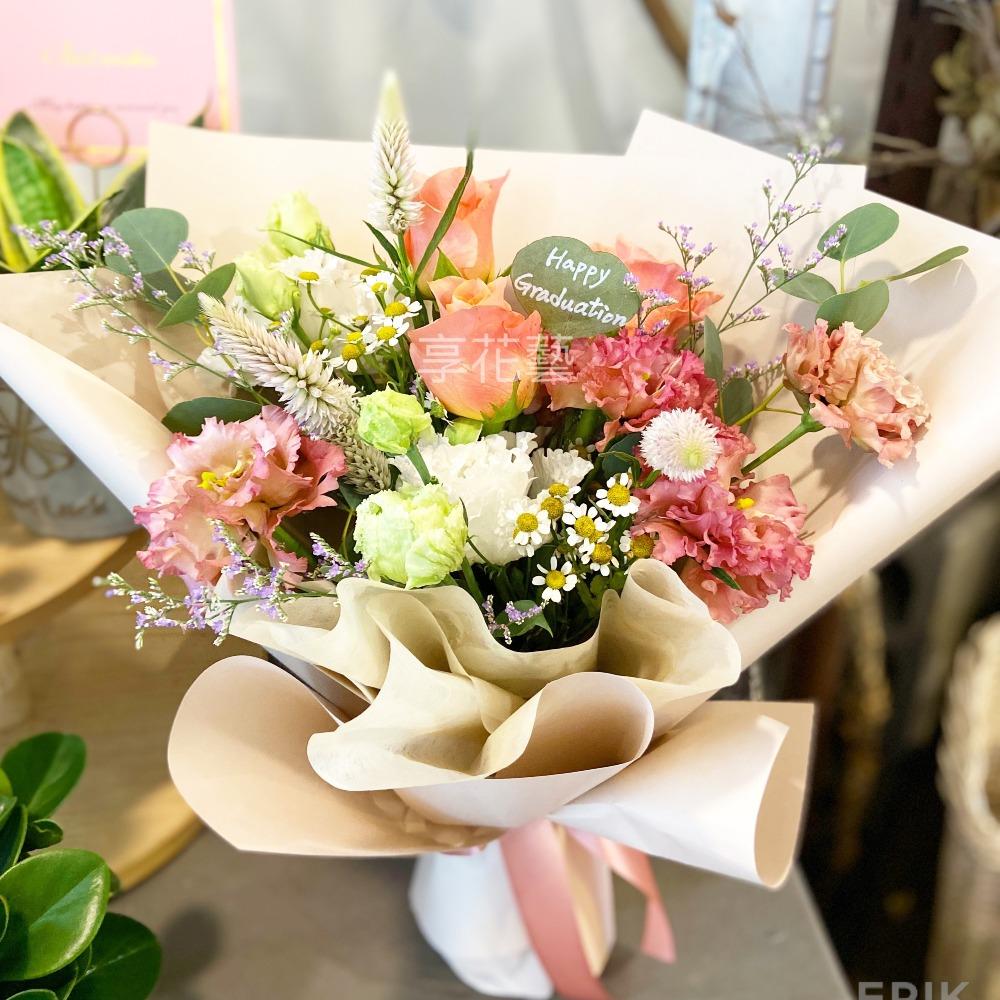 永生花 vs 鮮花 vs 乾燥花：哪種花最適合你？全面比較指南｜享花藝 SHARE flora